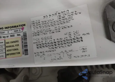 2017 Lincoln Continental Black Label z USA, uszkodzony, nr VIN 1LN6L9BCXH5611449